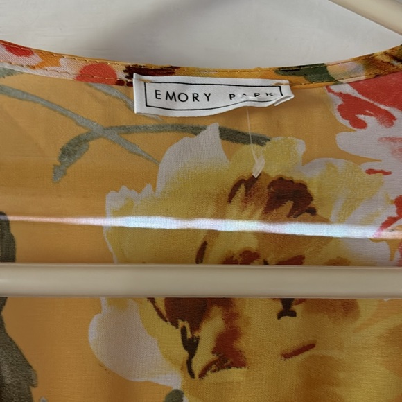 Emory Park open kimono - Picture 3 of 5